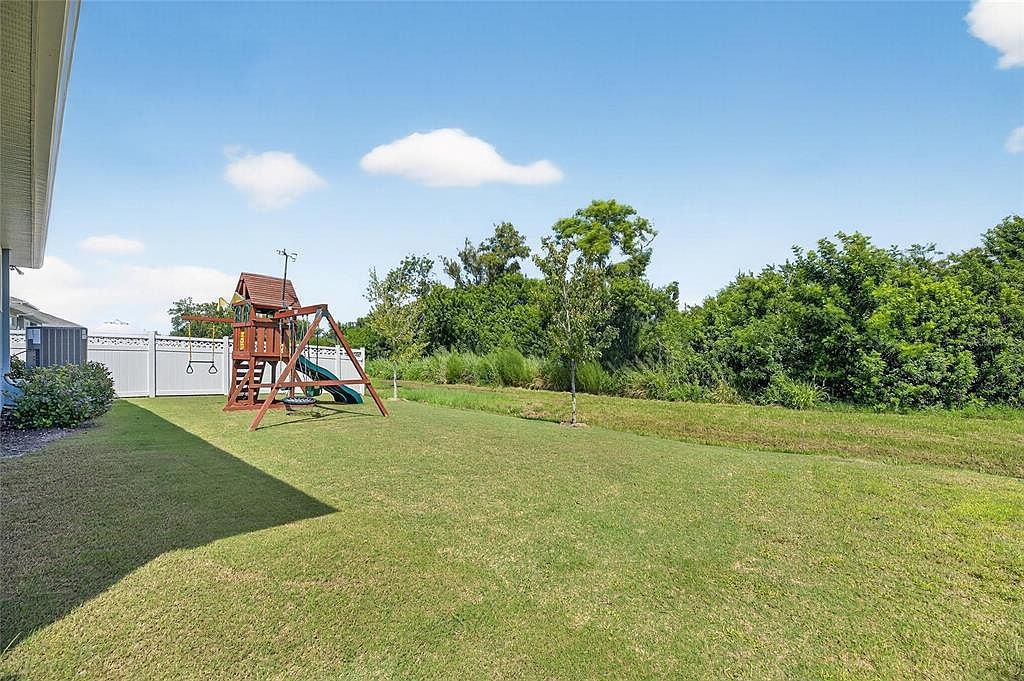 977 Signet Dr Apollo Beach, FL 33572  | Single Family