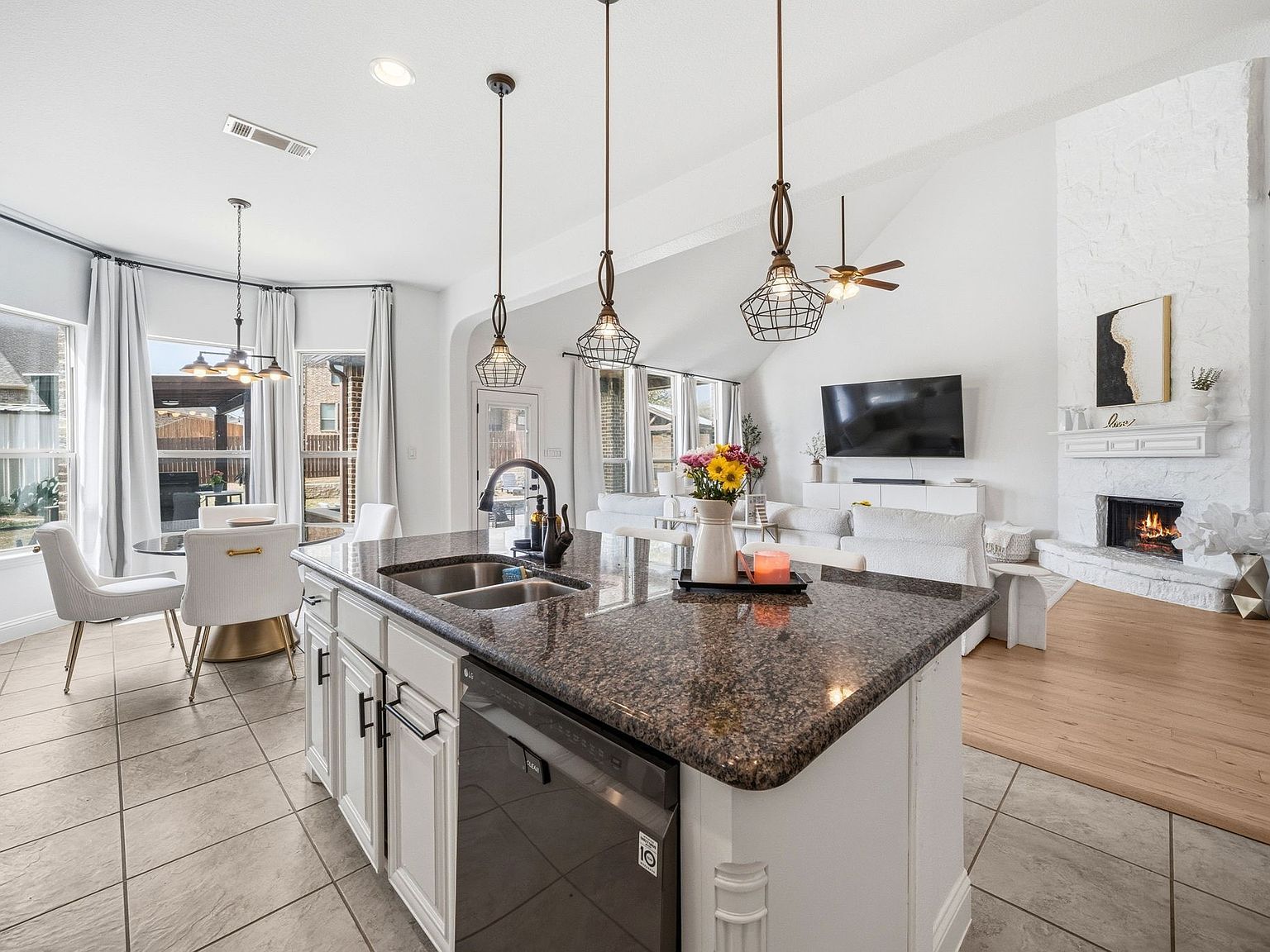 3421 Brighton Dr Midlothian, TX 76065  | Single Family