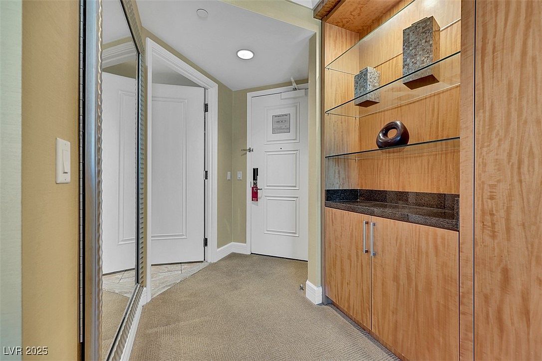 2000 N Fashion Show Dr Unit 2514 Las Vegas, NV 89109 | Condominium