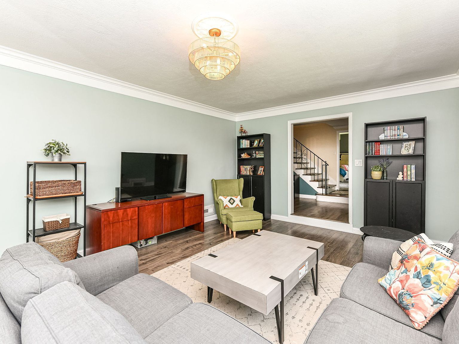 7320 Highland Rd Indianapolis, IN 46268 | Single Family