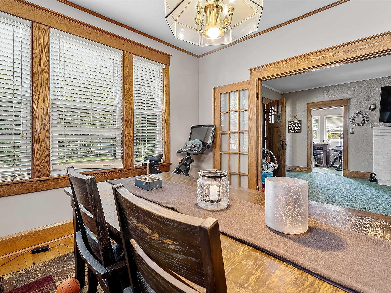 513 E Park Ave Fairmont, WV 26554  | Single Family