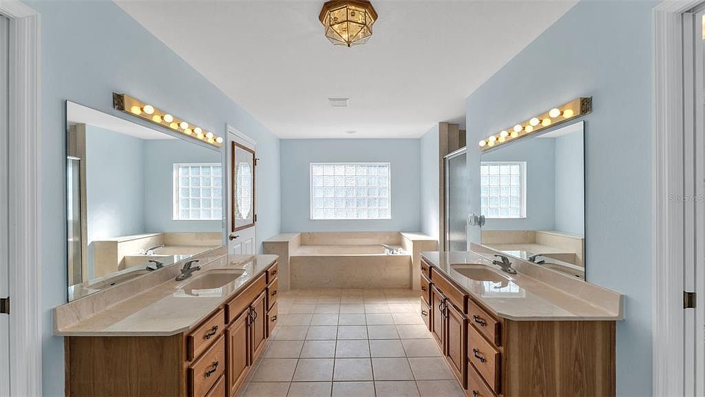 4647 NE 15th St Ocala, FL 34470  | Single Family