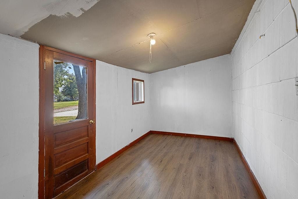 209 N 5th St Newman Grove, NE 68758 | Single Family