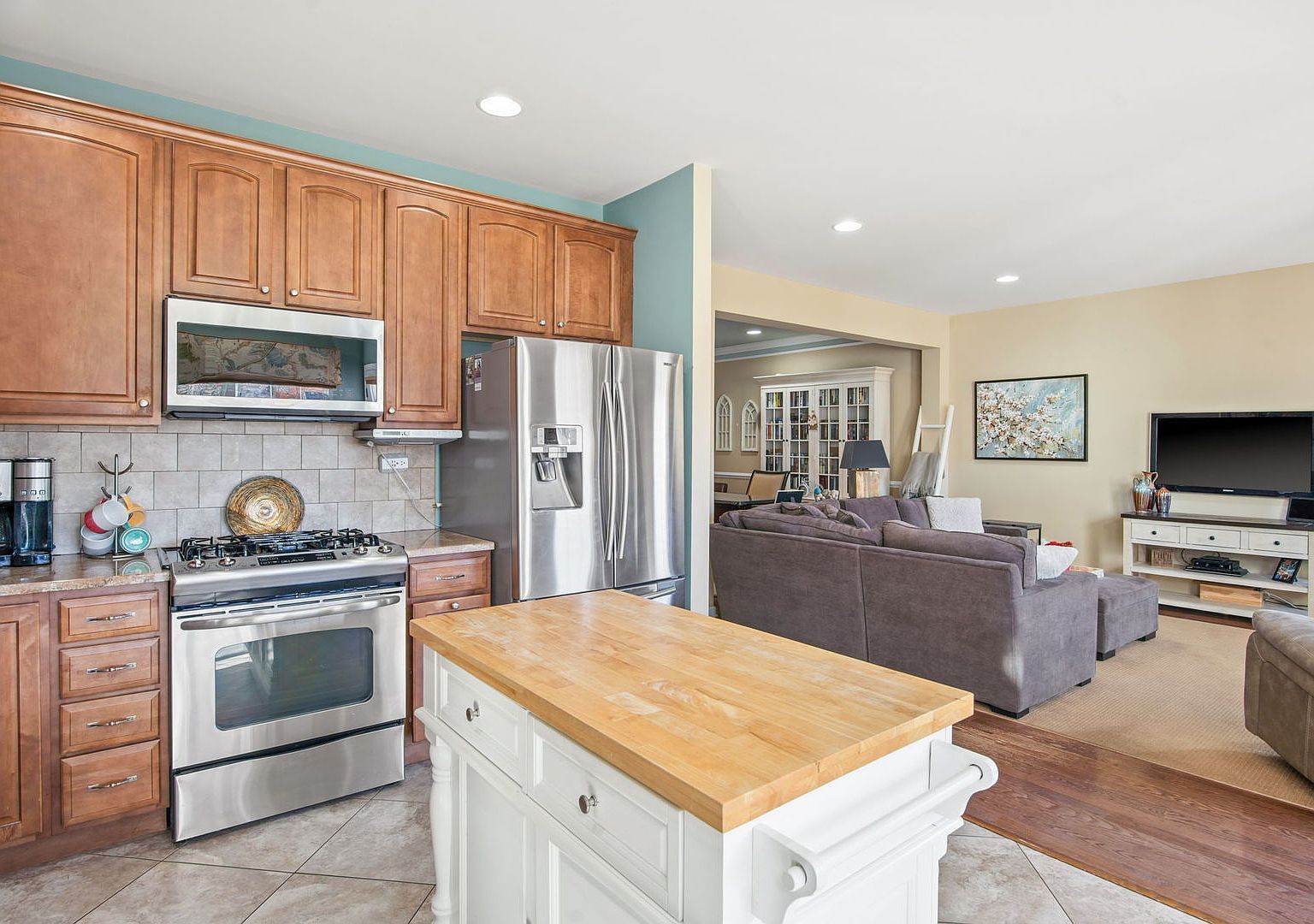 1146 Falcon Ridge Dr Elgin, IL 60124  | New build