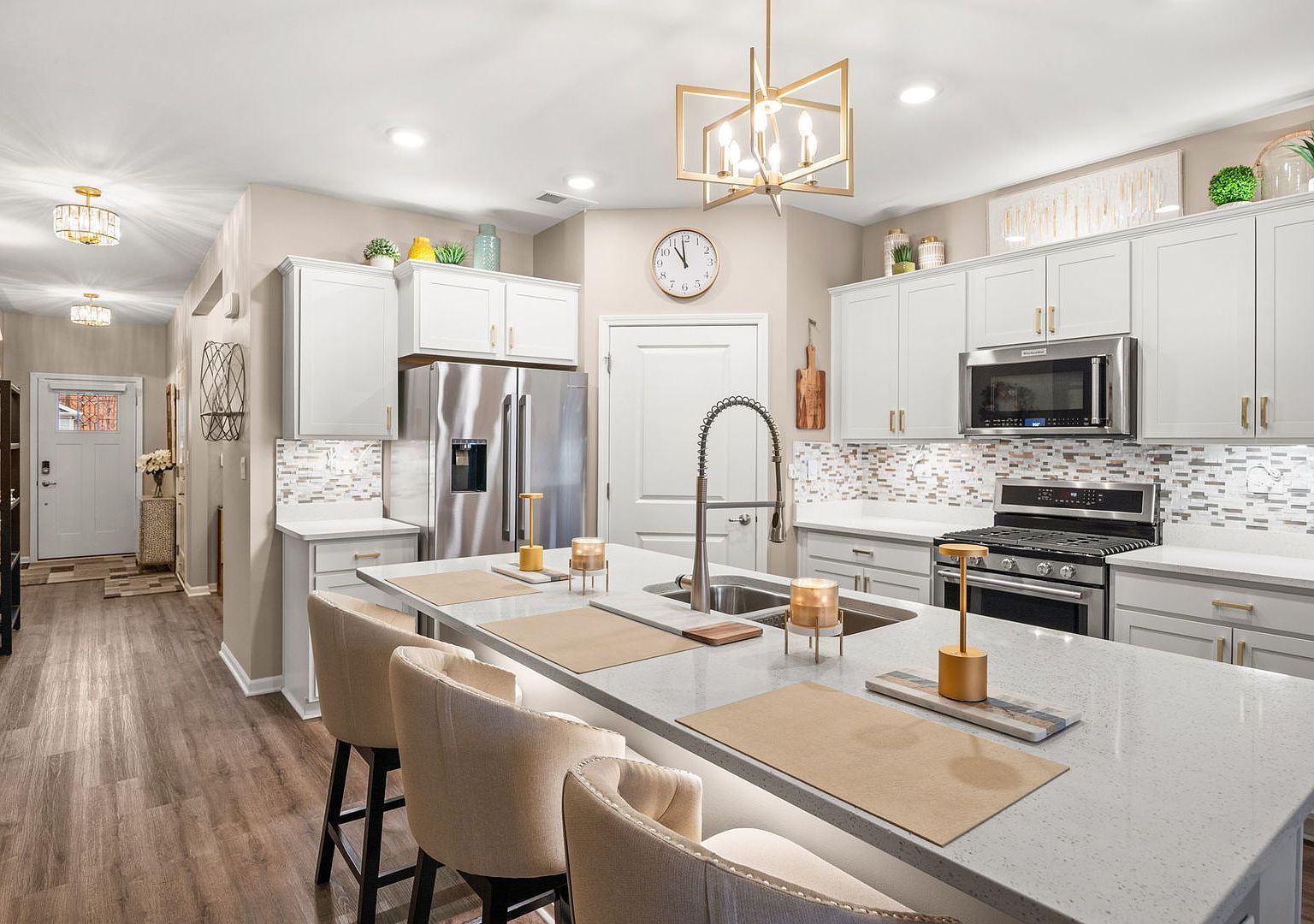 239 Durham St North Aurora, IL 60542  | Single Family