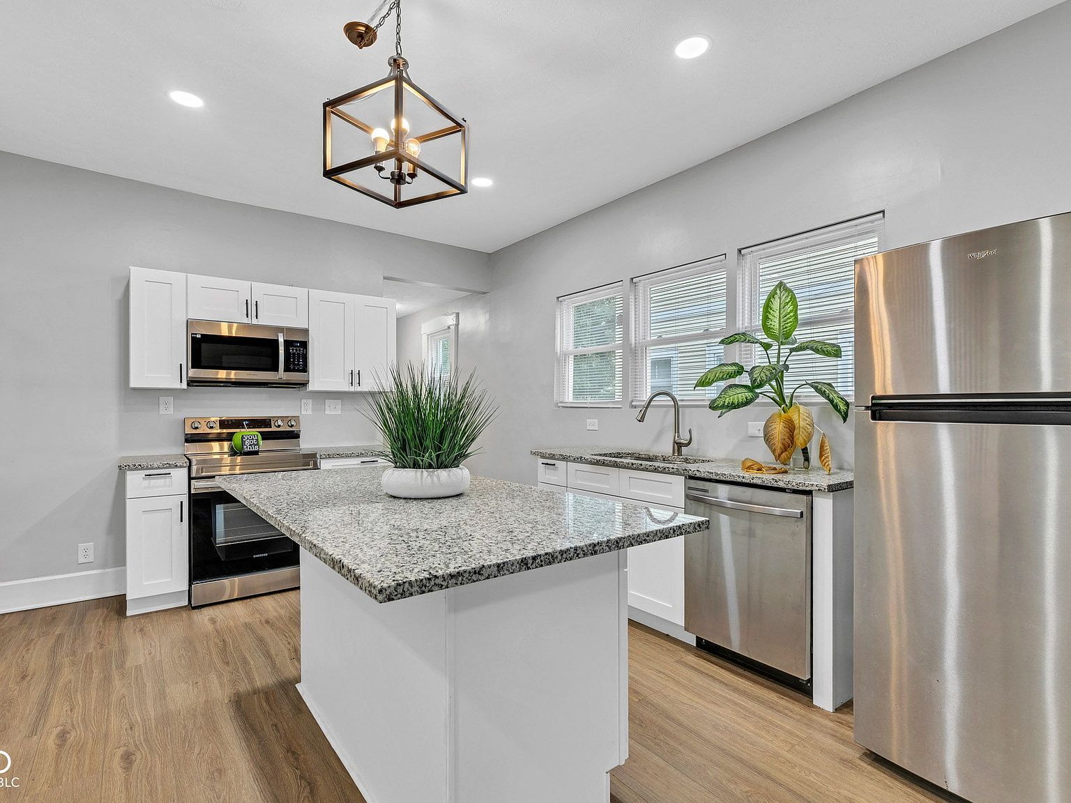 3626 Birchwood Ave Indianapolis, IN 46205  | Multi Family