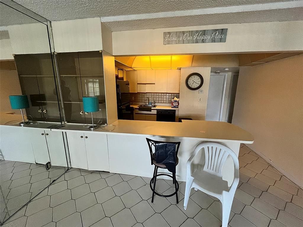 751 Pine Dr APT 103 Pompano Beach, FL 33060 | Condominium