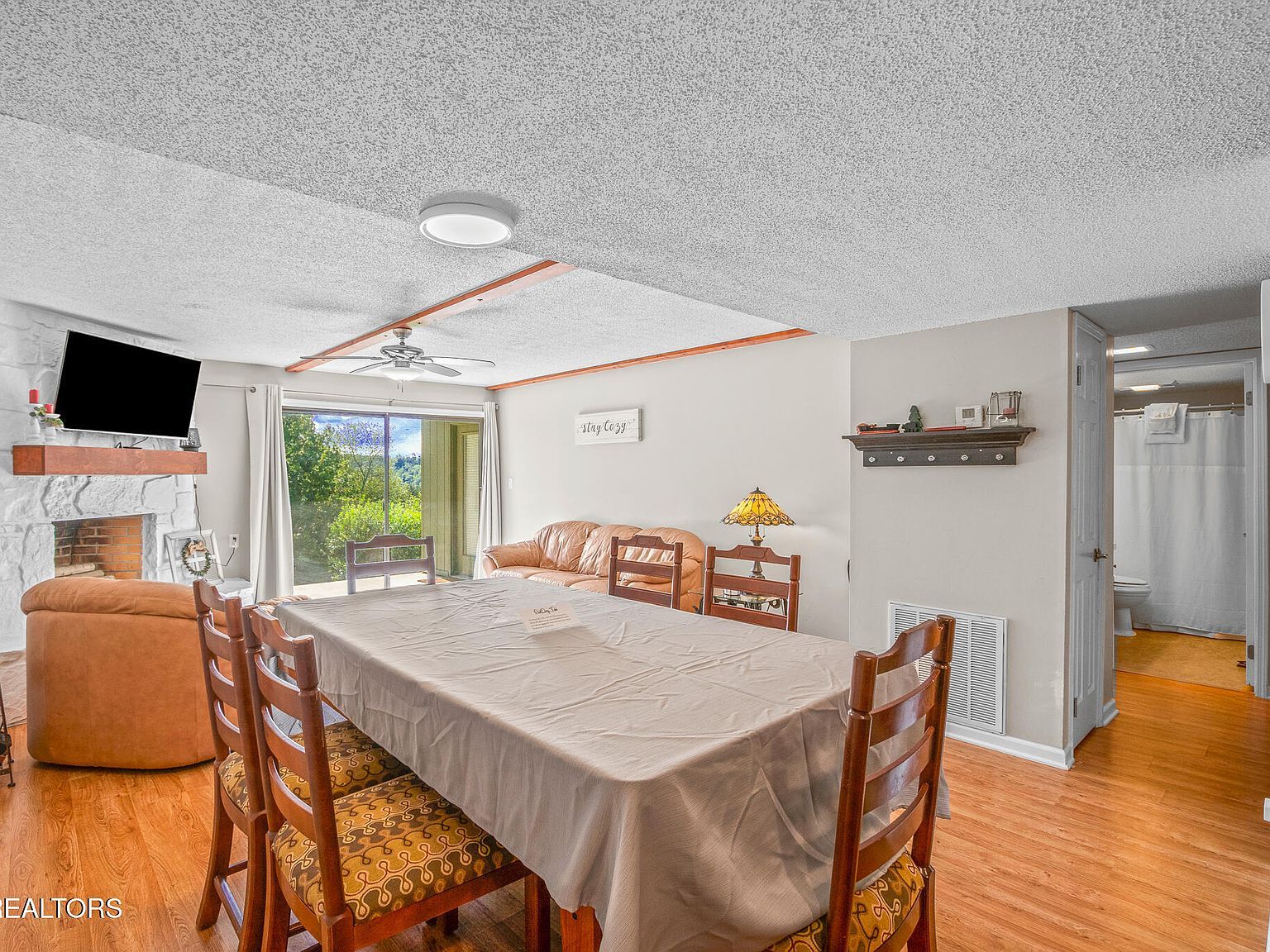 526 Briarcliff Way APT 102 Pigeon Forge, TN 37863  | Condominium