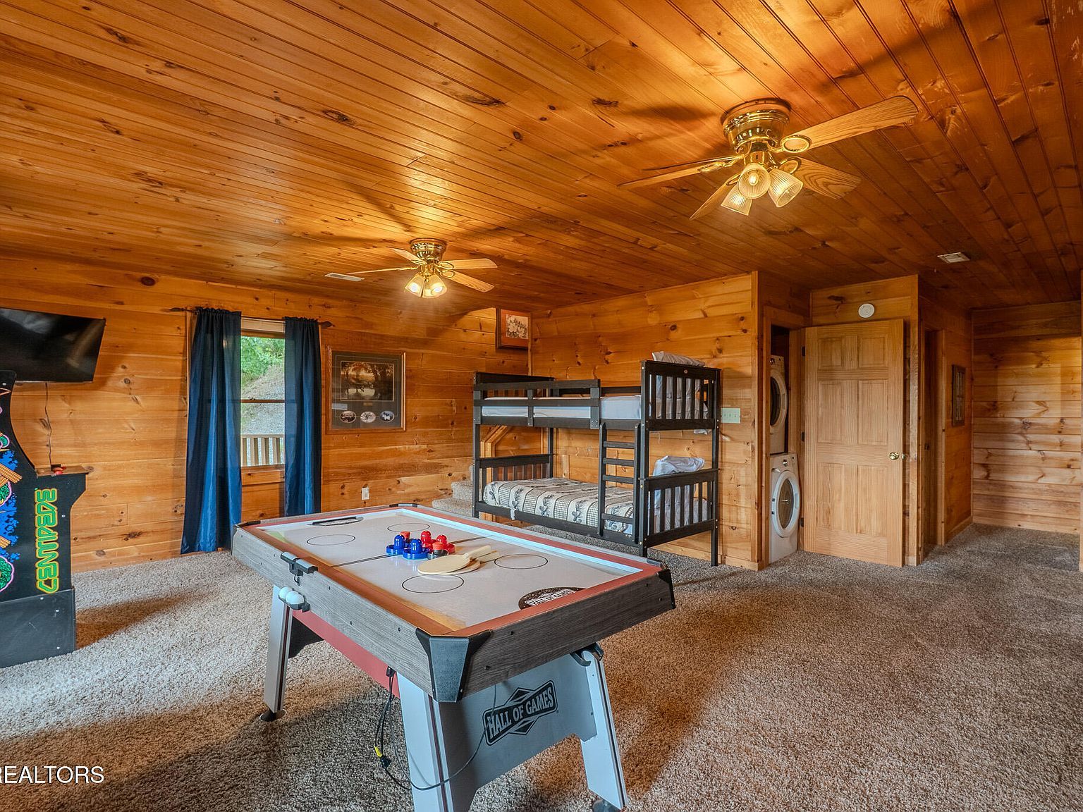 1910 E Mountain View Way Sevierville, TN 37876  | Single Family