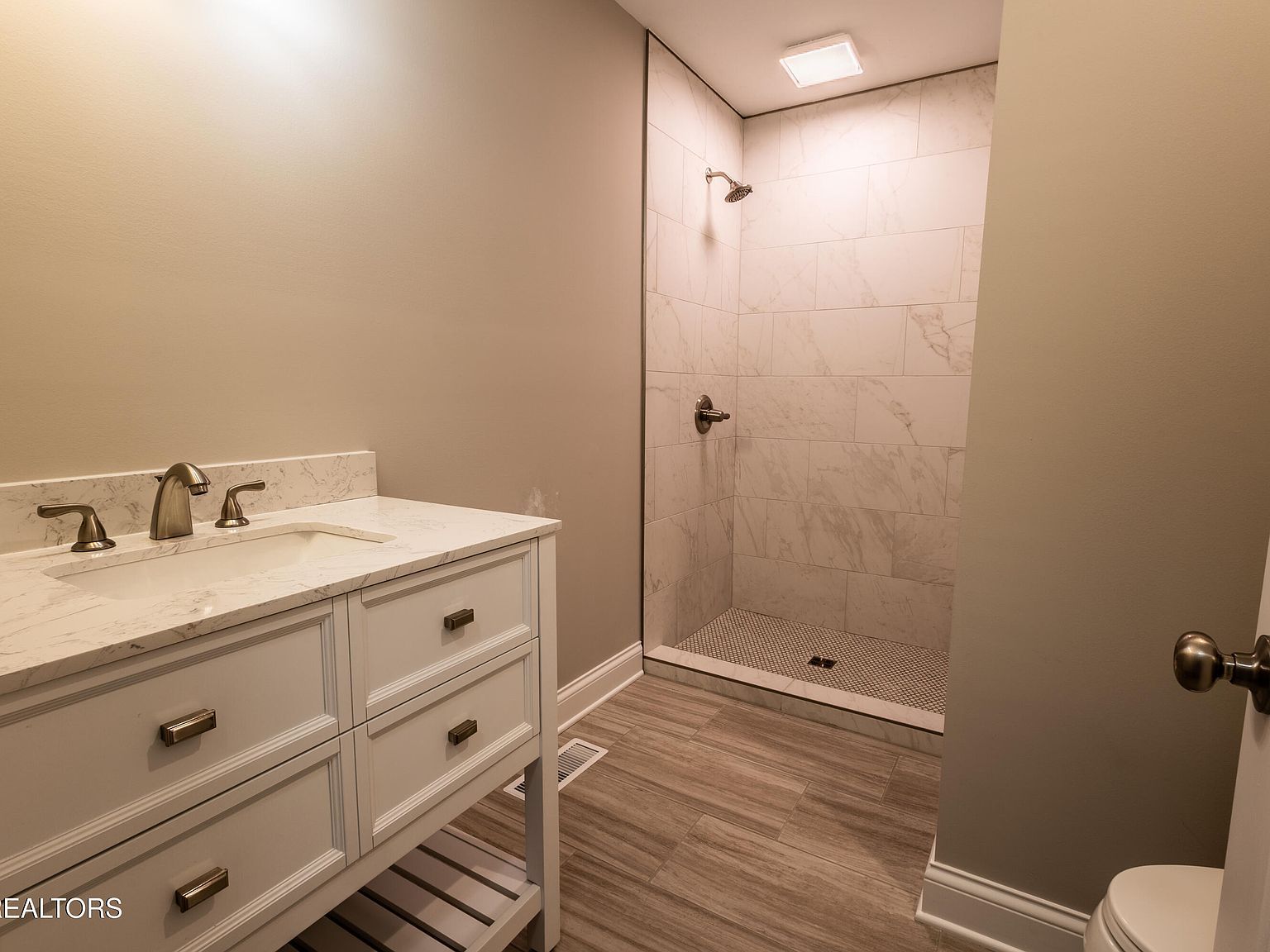 2318 Black Bear Rd Knoxville, TN 37923  | Single Family