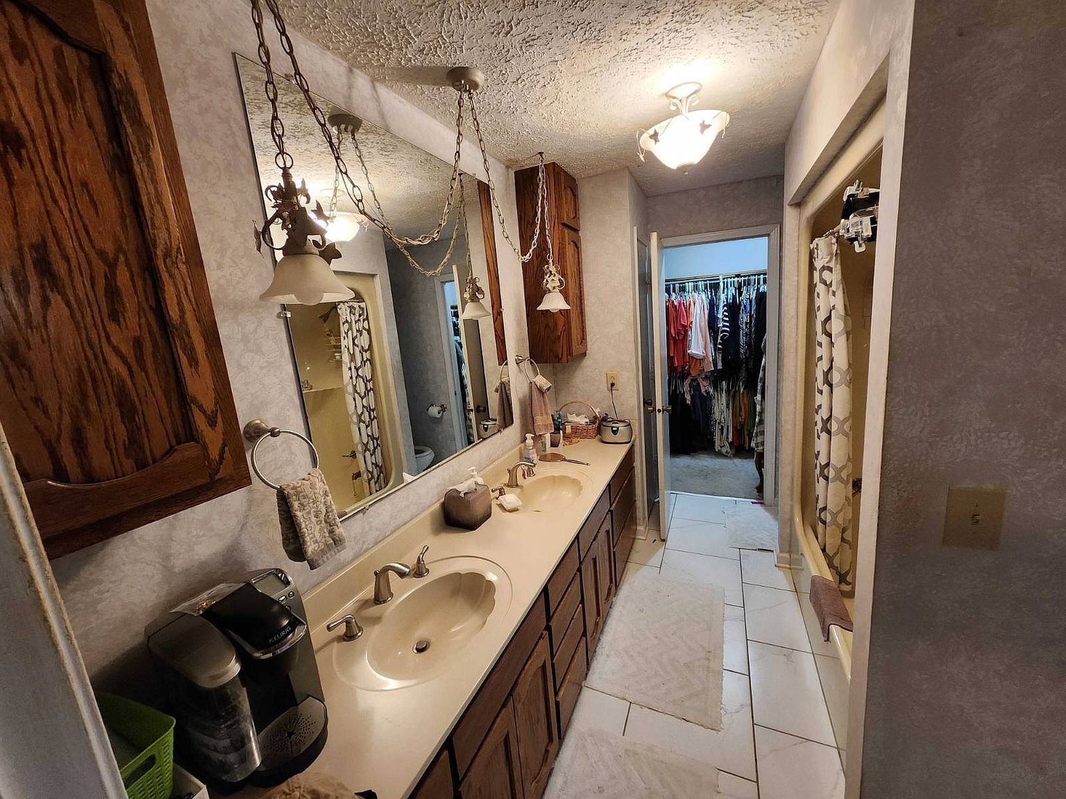 4206 Bristol Hwy Johnson City, TN 37601  | Single Family