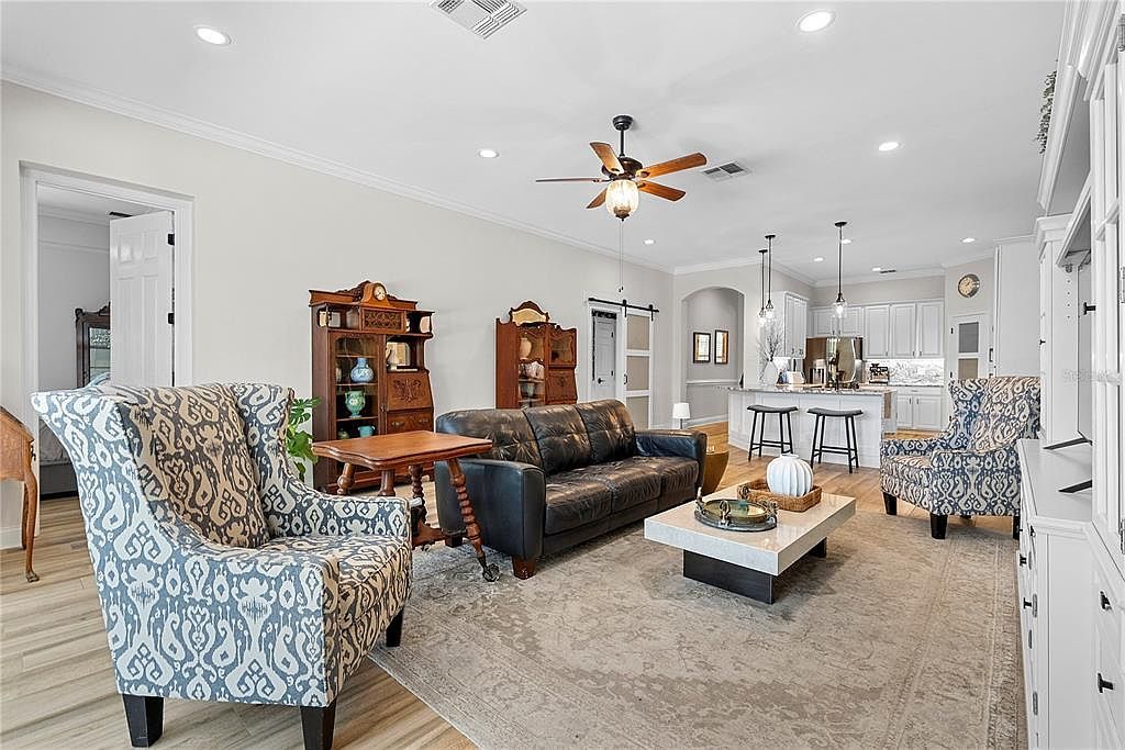 8411 Woburn Ct Windermere, FL 34786  | Single Family