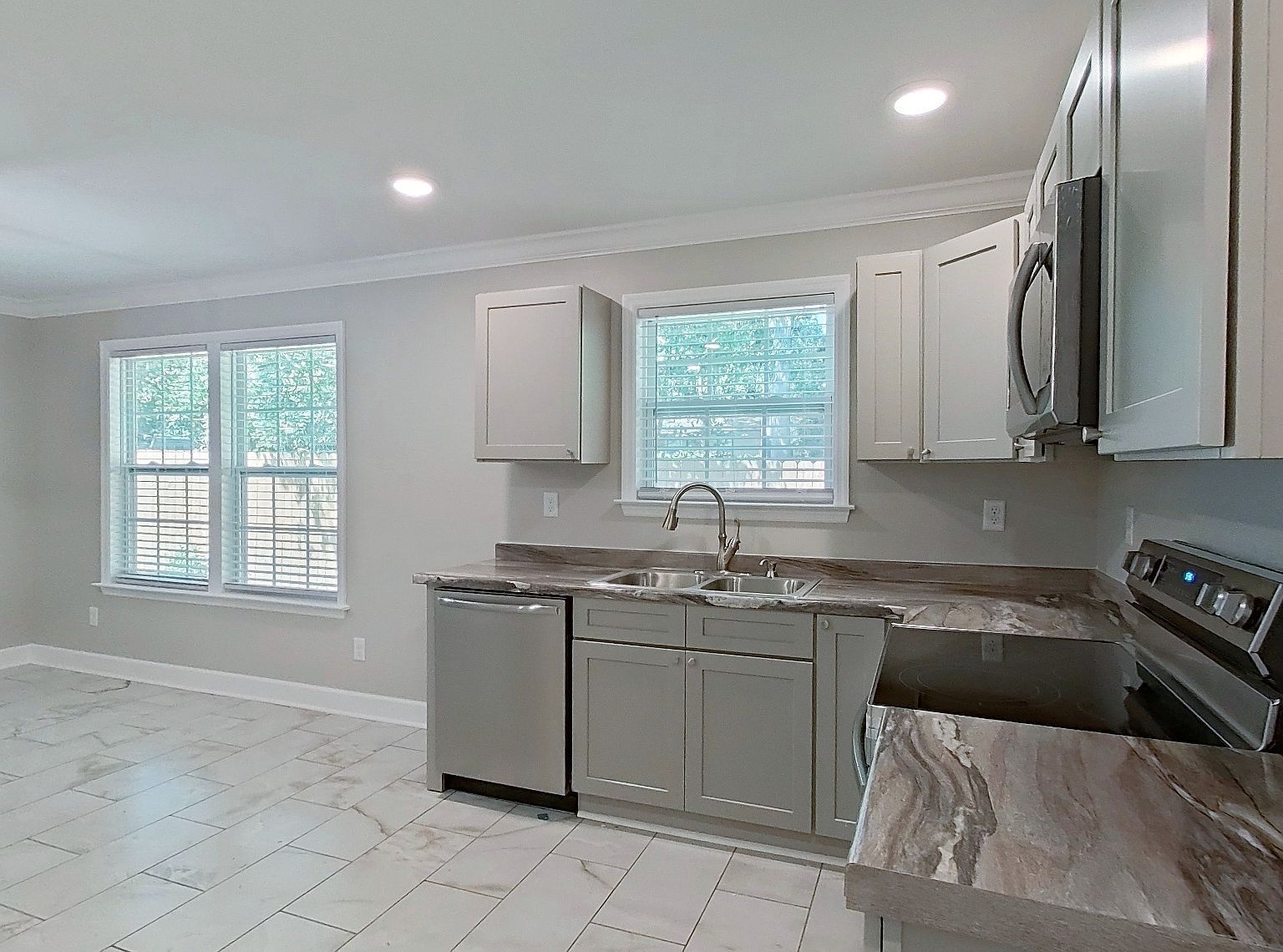 211 Lucy St Thomasville, GA 31792  | Single Family