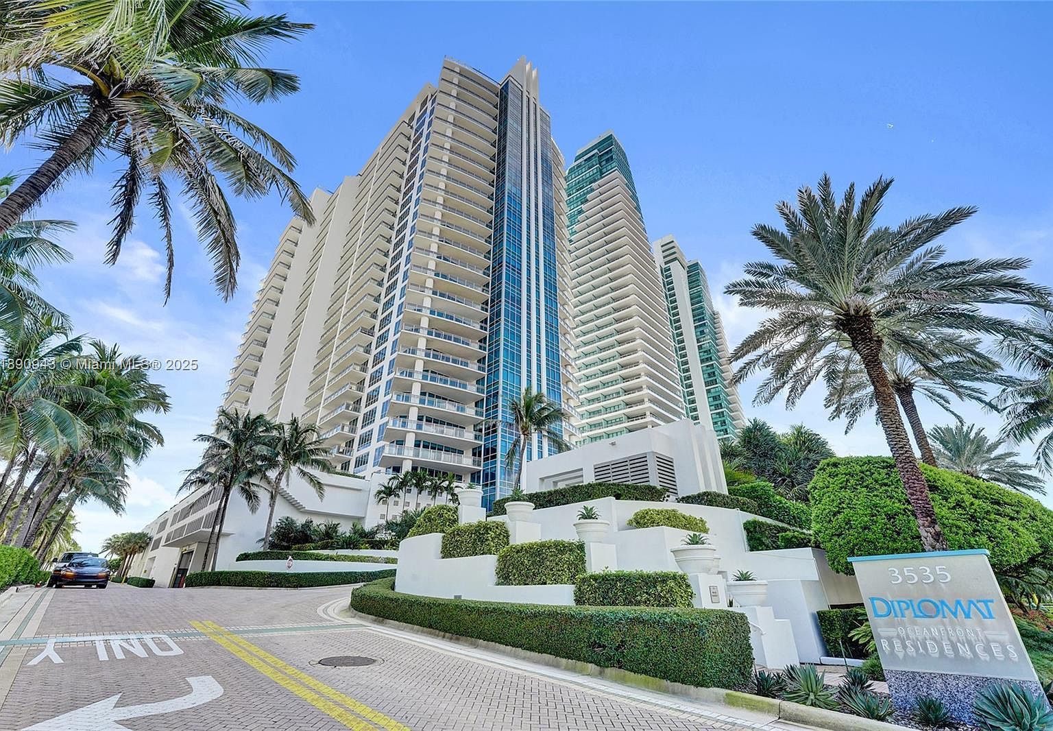 3535 S Ocean Dr APT 1703 Hollywood, FL 33019  | Condominium