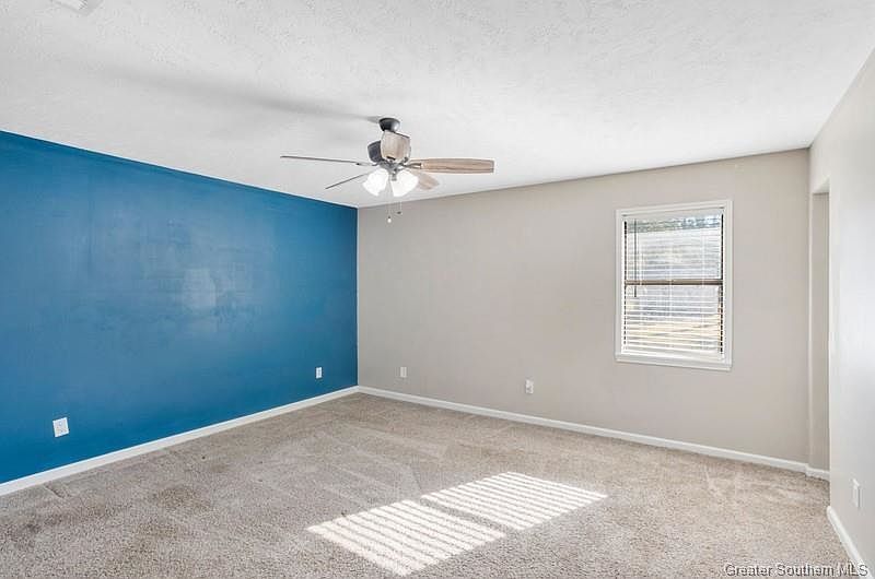 817 University Dr Lake Charles, LA 70605  | Single Family