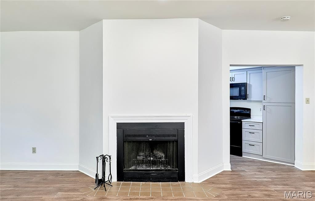 4256 Maryland Ave UNIT LLW Saint Louis, MO 63108 | Condominium