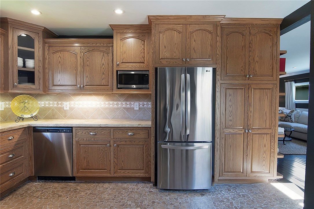 544 N California St Burbank, CA 91505  | Single Family