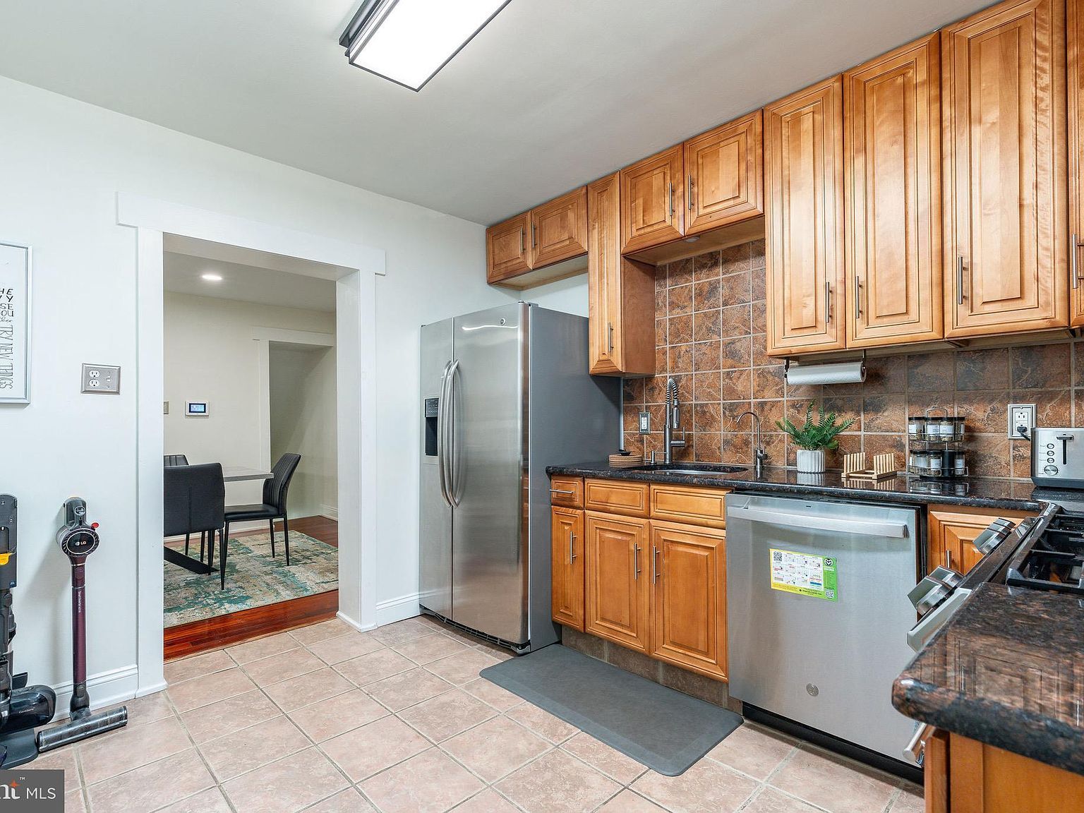 2528 Carpenter St Philadelphia, PA 19146  | New build