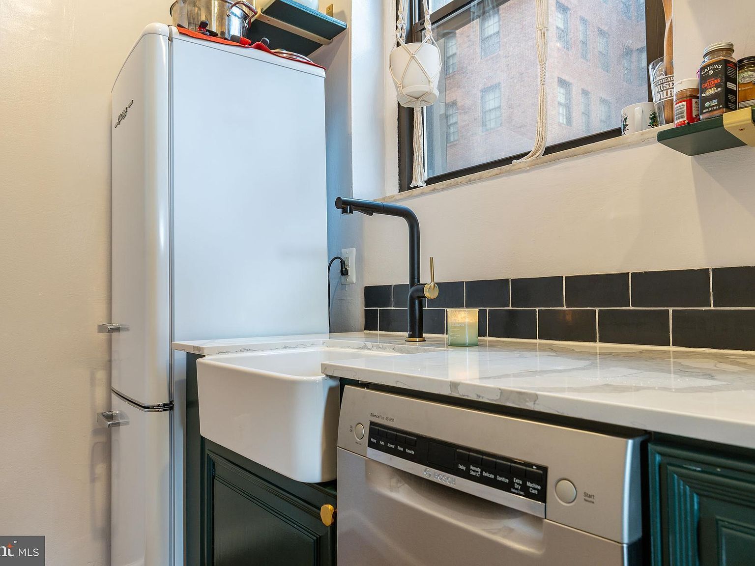 250 S 13th St APT 3E Philadelphia, PA 19107 | Condominium