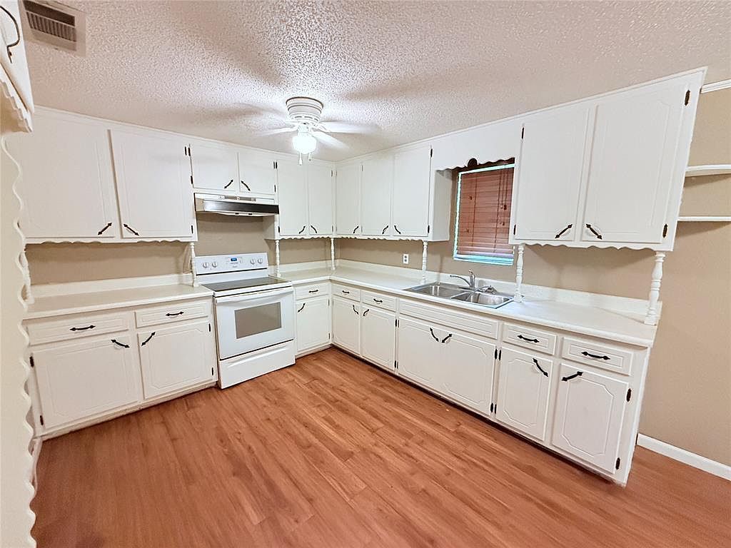 1210 Walnut St Ninnekah, OK 73067  | Single Family