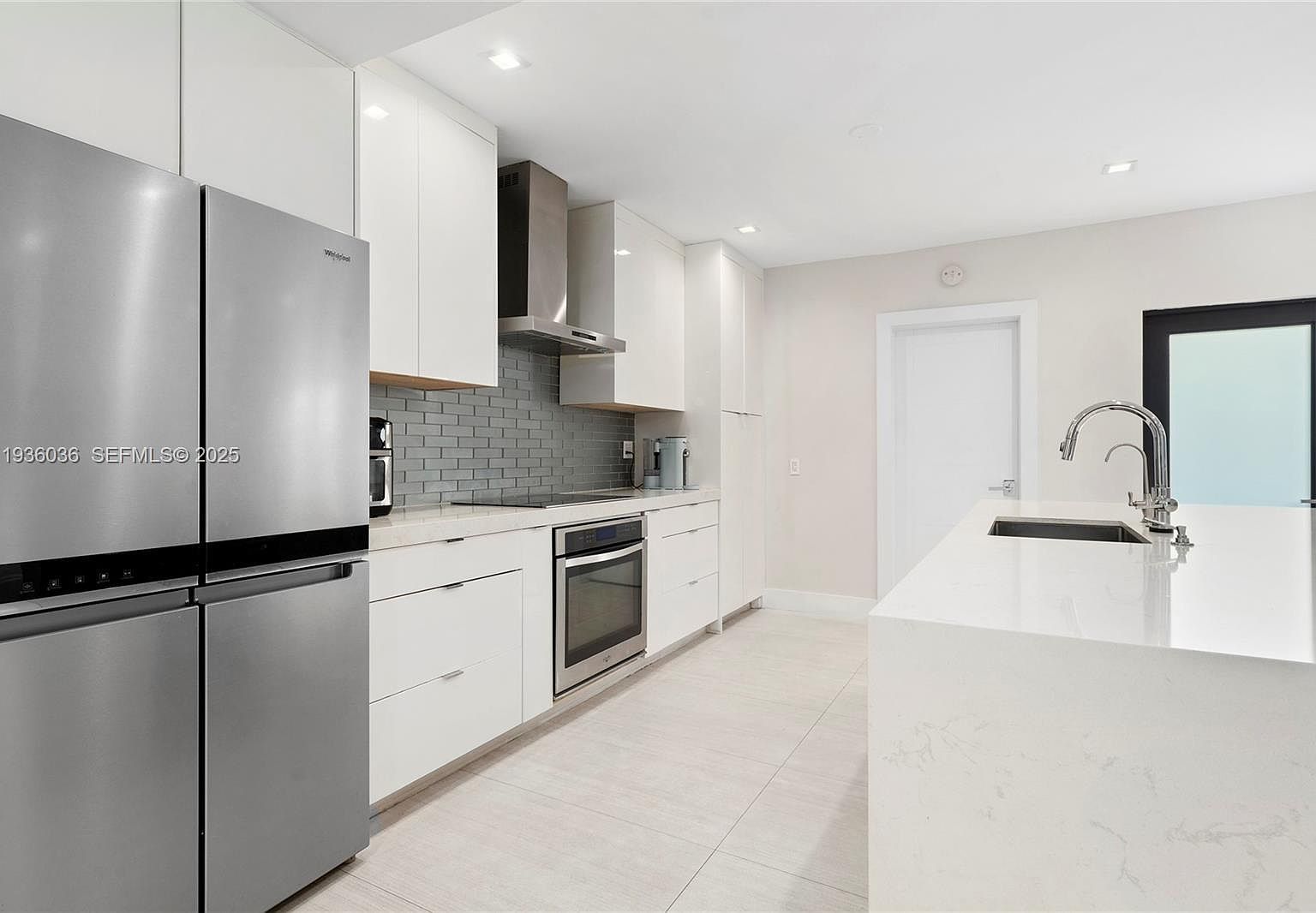 3141 N Bay Rd Miami Beach, FL 33140 | Single Family