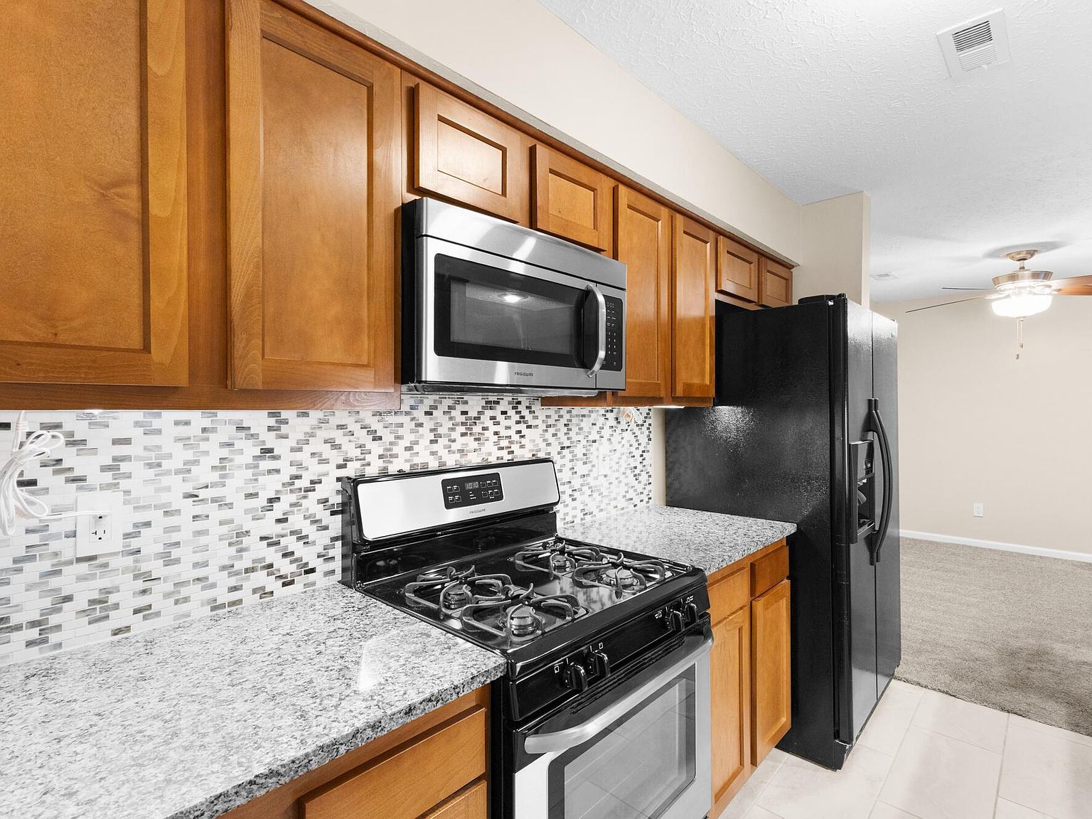 2176 Hedgerow Rd #2176D Columbus, OH 43220 | Condominium