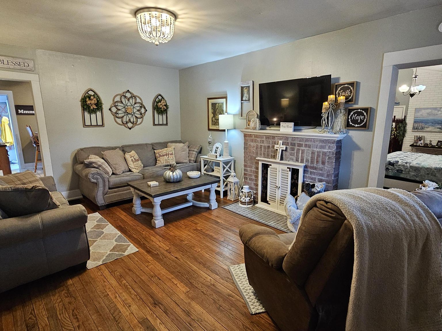 286 S 3rd St Williamsburg, KY 40769  | Single Family