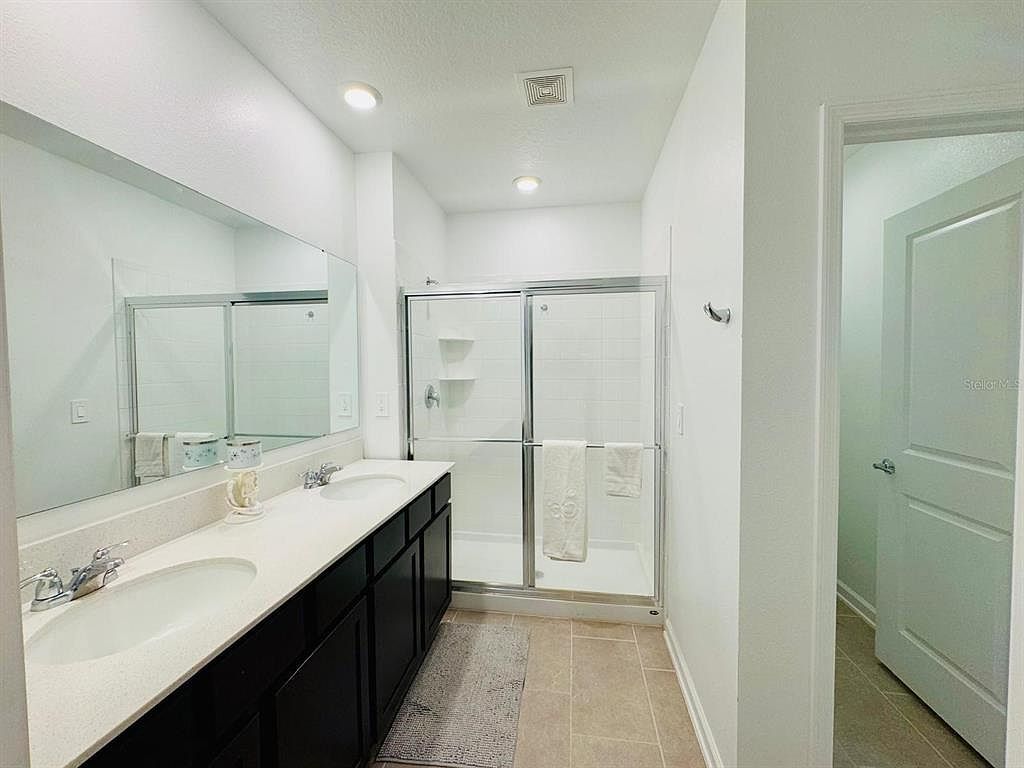 439 Cool Summer Ln Davenport, FL 33837  | Single Family