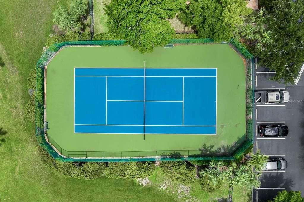 8761 The Esplanade APT 5 Orlando, FL 32836 | Condominium