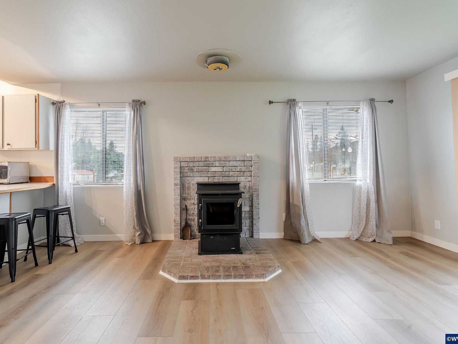 410 SW Broadway St Mill City, OR 97360  | Single Family