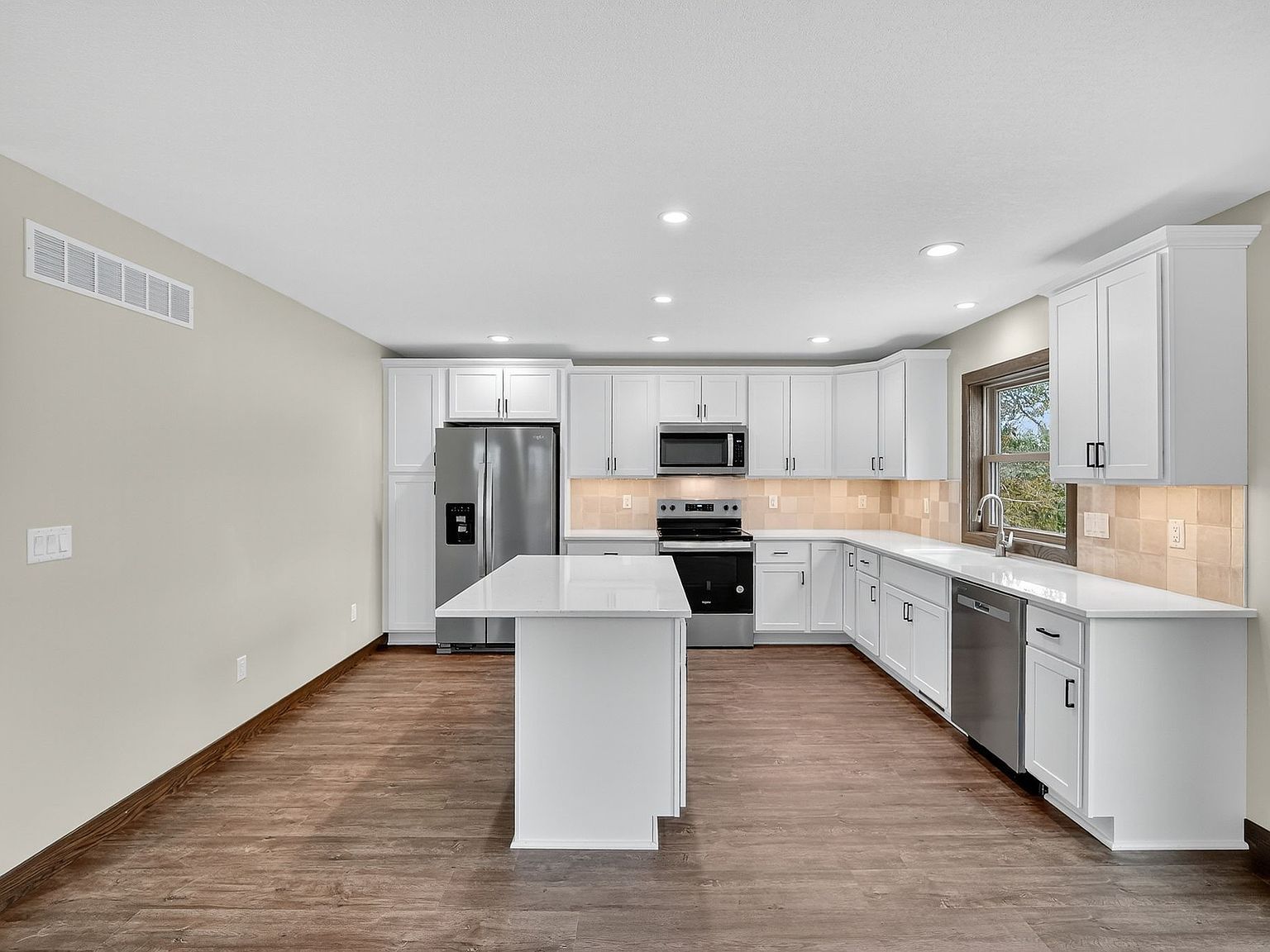 201 N 10th St Guthrie Center, IA 50115 | Single Family