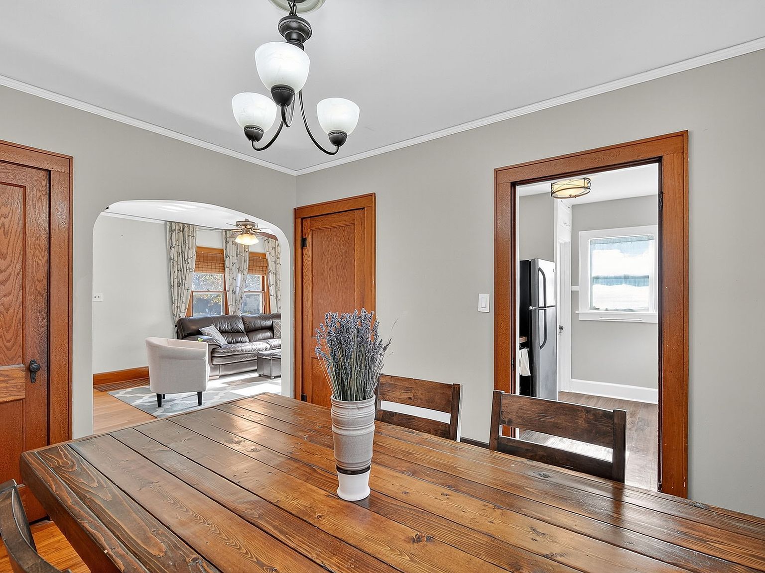 2208 38th St Des Moines, IA 50310 | Single Family