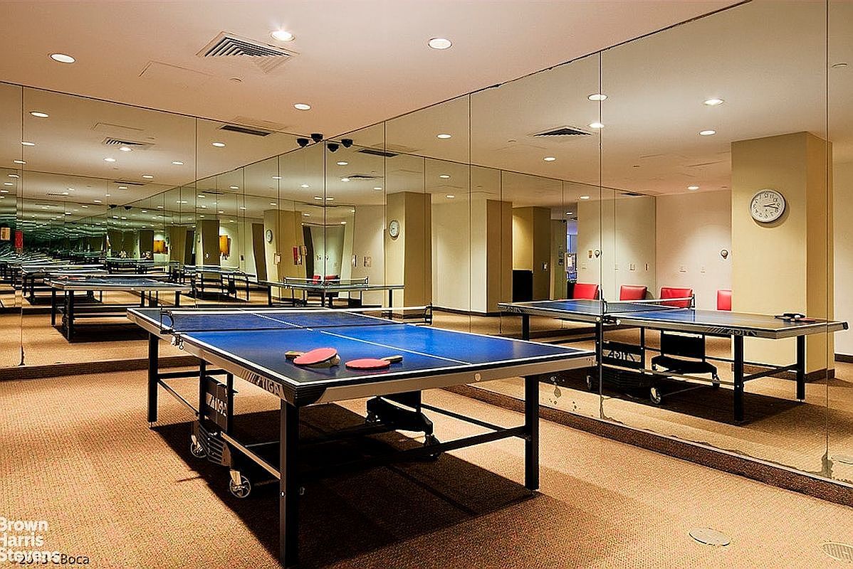 235 E 40th St APT 24D New York, NY 10016  | Condominium