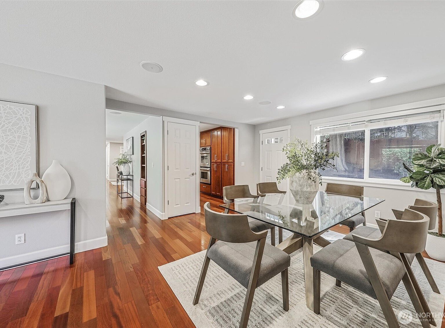 1136 205th Ave NE Sammamish, WA 98074  | Single Family