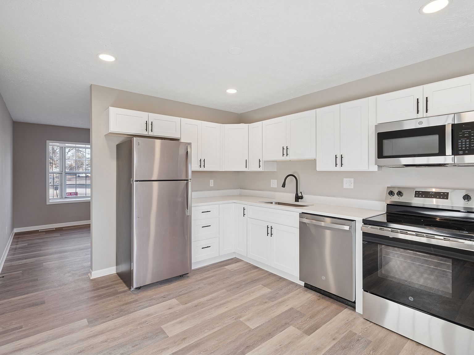 5932 Dabny Ct Indianapolis, IN 46254 | Single Family