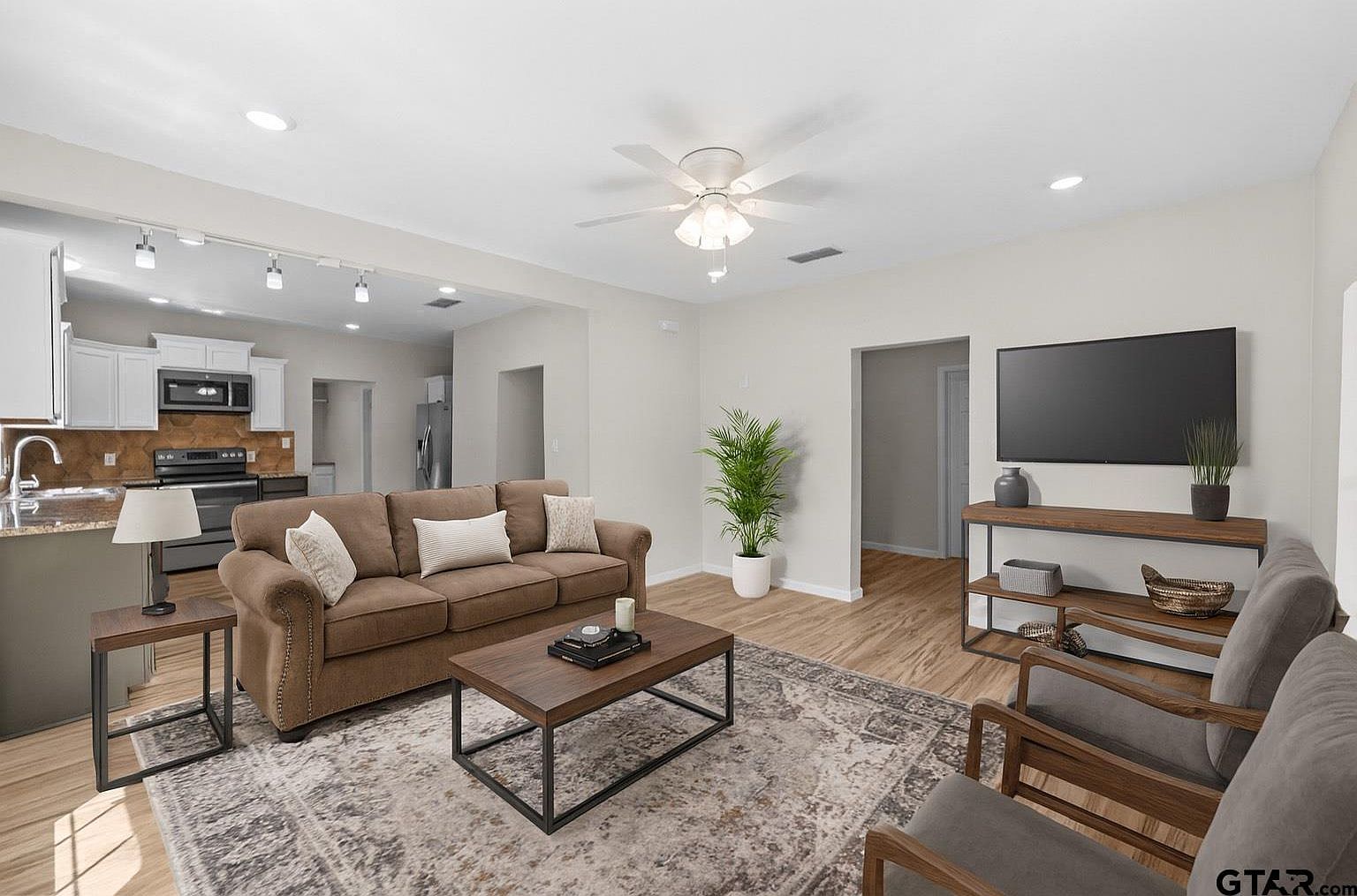 607 E Duval St Troup, TX 75789 | Single Family