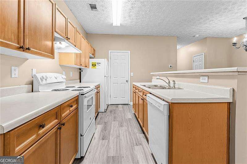 4922 Vireo Dr Flowery Branch, GA 30542  | New build