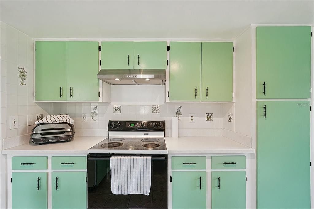 1604 Leland Dr Sun City Center, FL 33573 | Condominium