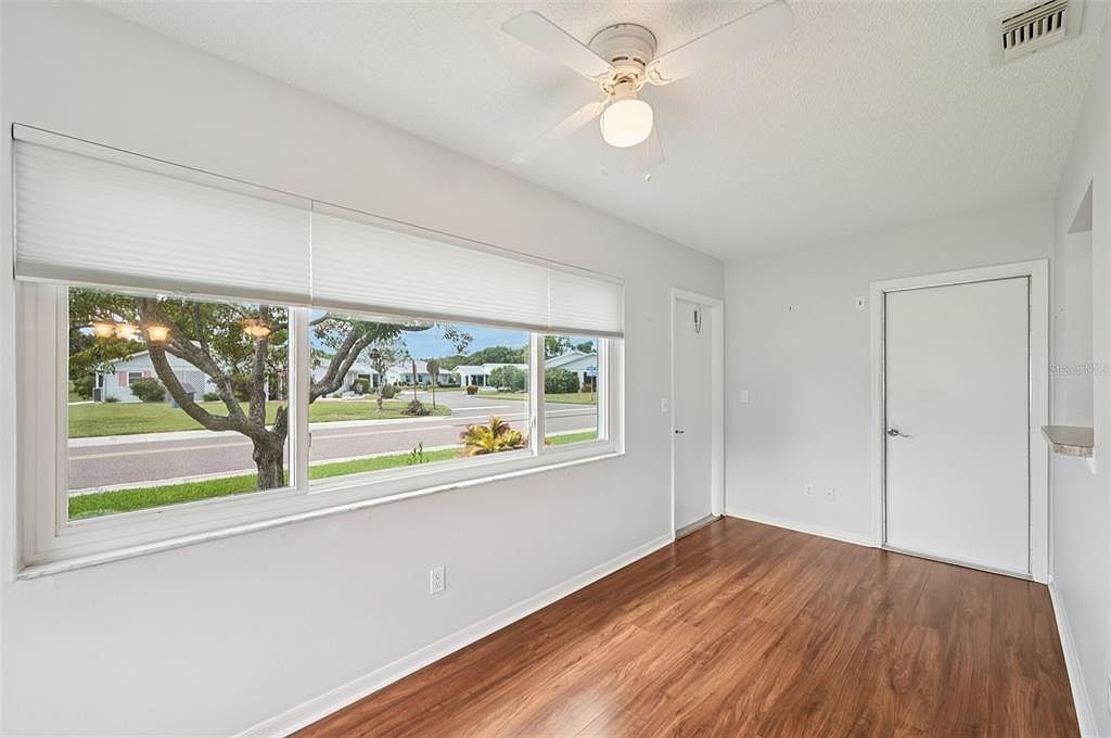 214 Gloucester Blvd Sun City Center, FL 33573 | Condominium