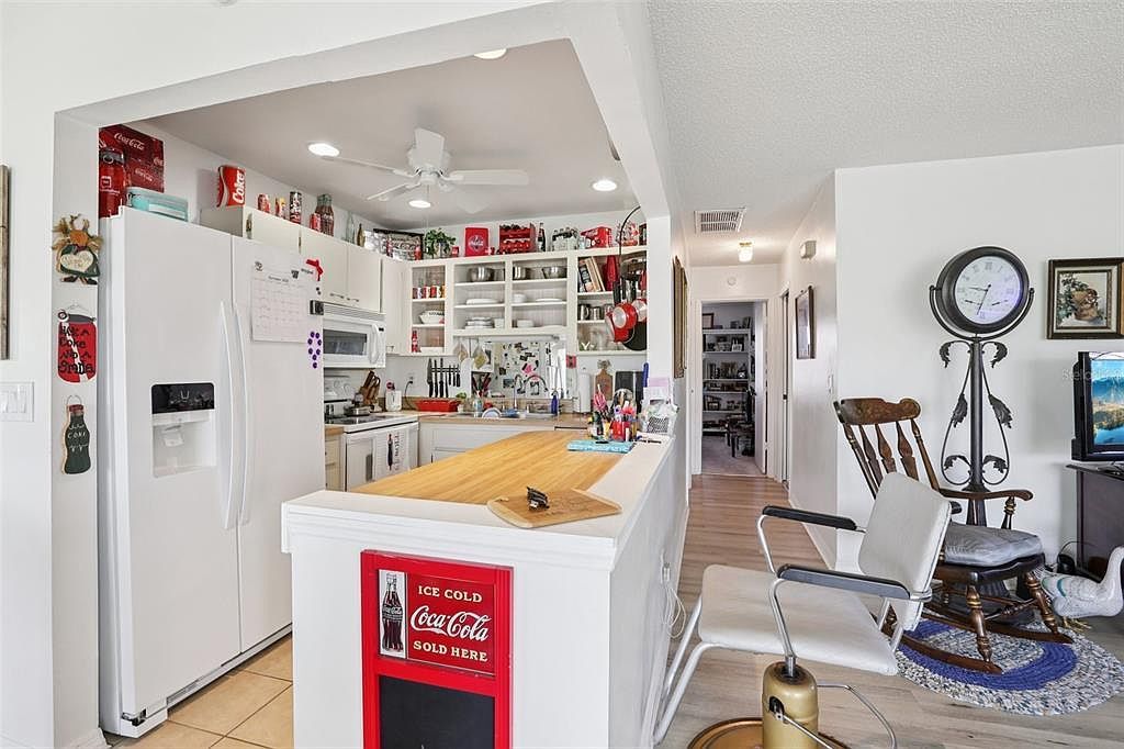 2339 Glenmore Cir Sun City Center, FL 33573  | Condominium