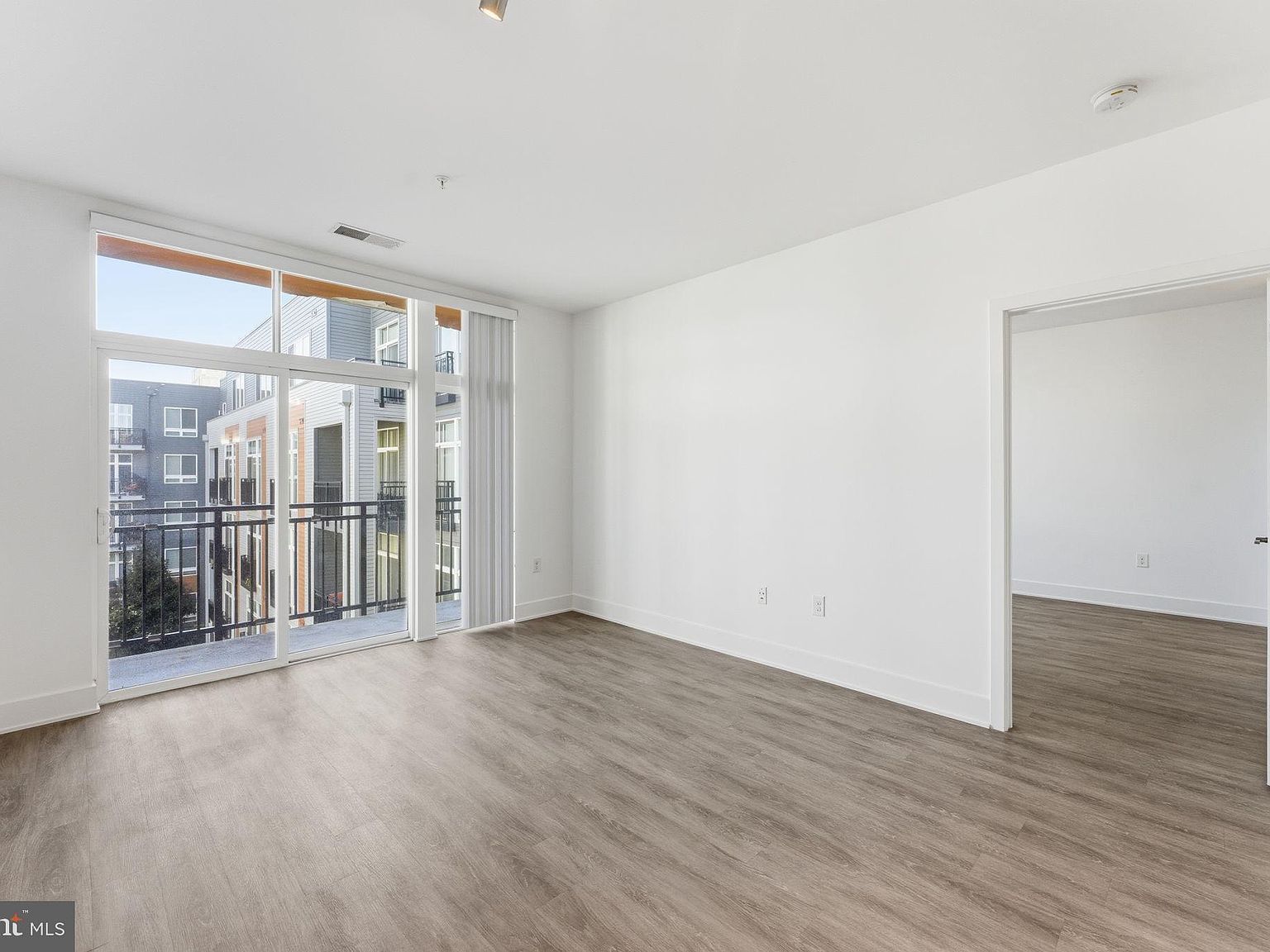 145 Riverhaven Dr UNIT 428 Oxon Hill, MD 20745  | Condominium