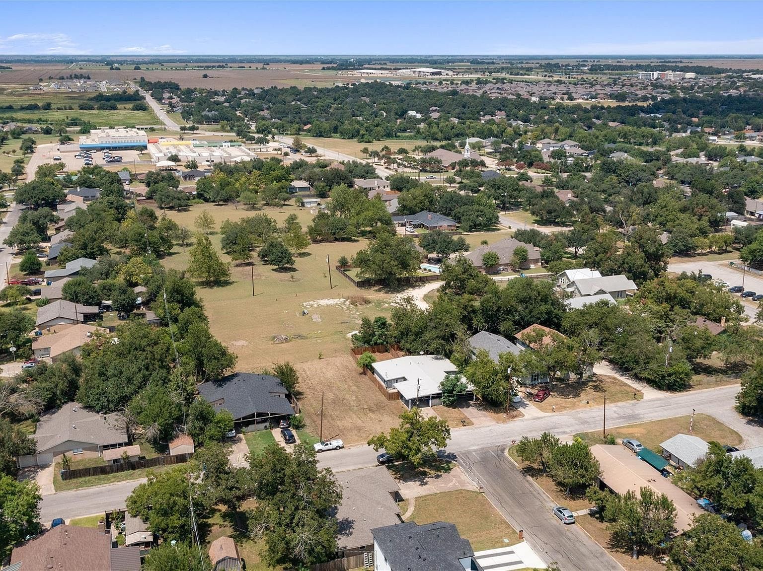 1310 Marshall St Taylor, TX 76574  | Land/Lot