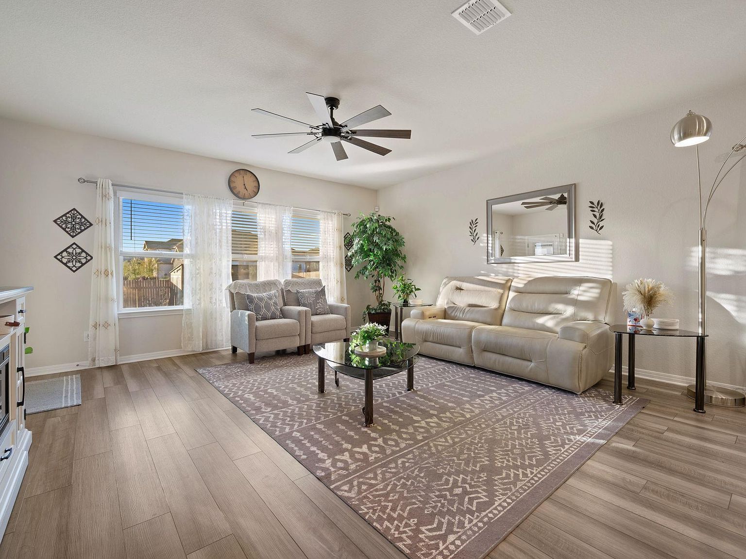 1646 Homestead Farms Dr Round Rock, TX 78665  | Single Family