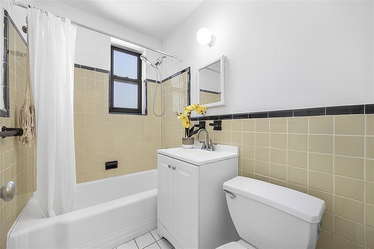 99-63 66th Ave APT F7 Rego Park, NY 11374 | Condominium