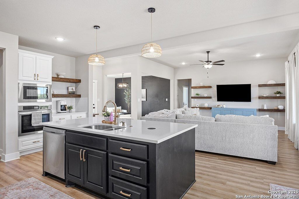 135 Lone Oak Kerrville, TX 78028  | Single Family