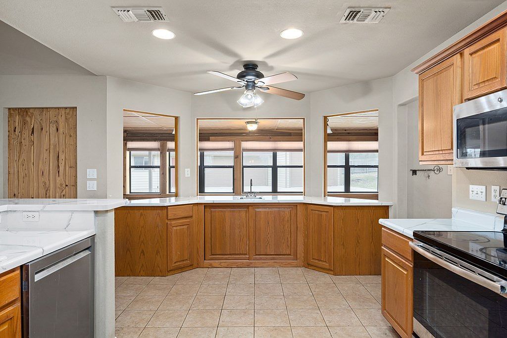 160 Rhum Rd Kerrville, TX 78028  | Single Family