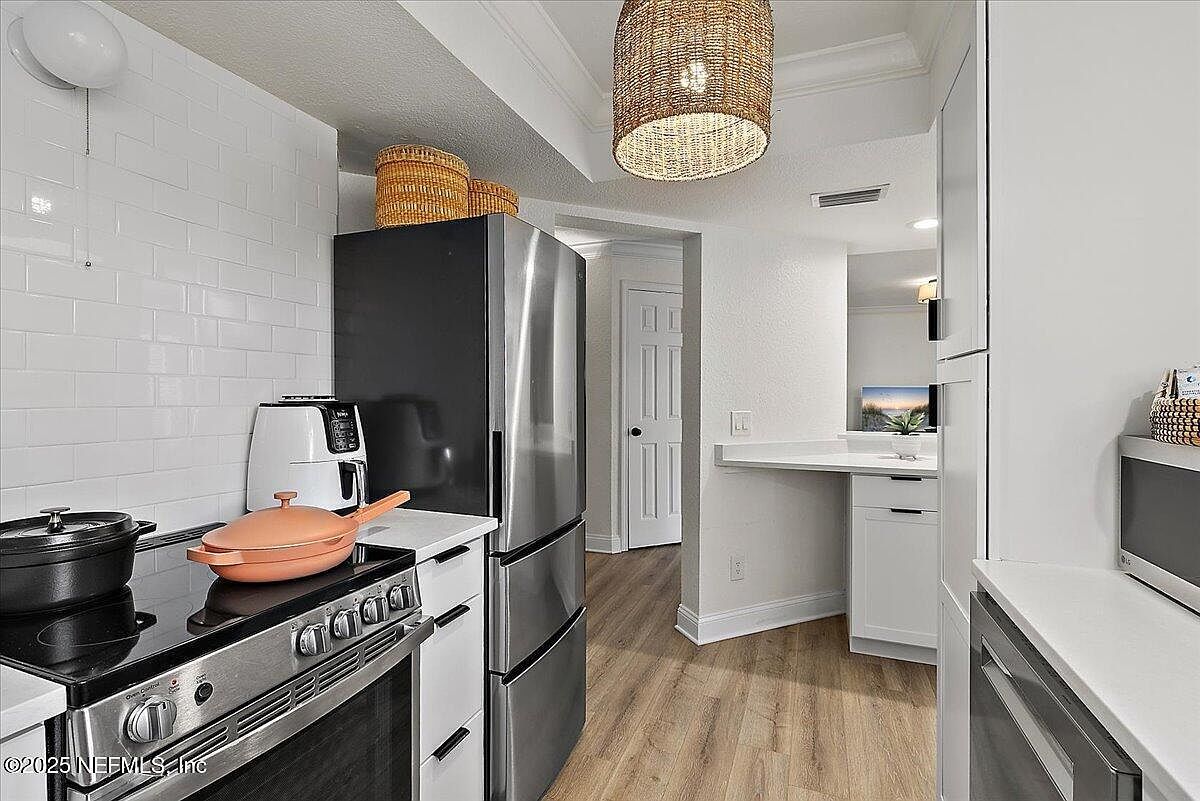 825 Shoreline Cir Ponte Vedra Beach, FL 32082  | Condominium