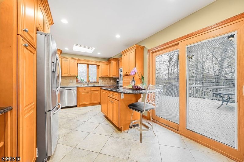 12 Clinton Ln Wayne, NJ 07470  | Single Family