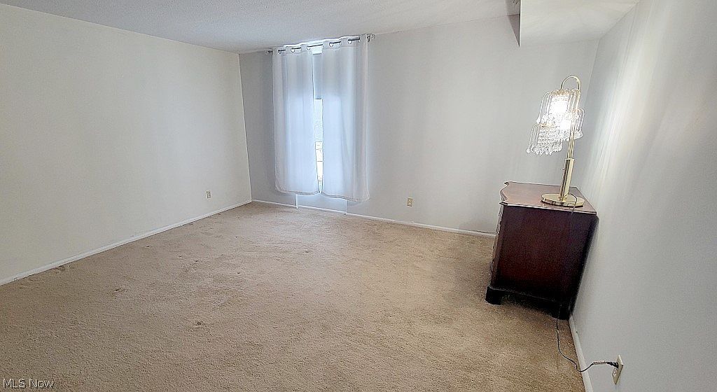 4179 Columbia Rd APT 213 North Olmsted, OH 44070  | Condominium