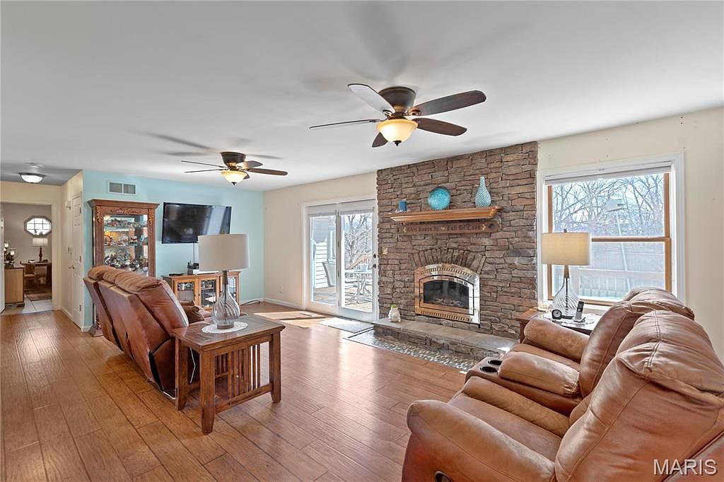 25346 Pin Oak Rd Truxton, MO 63381 | Single Family